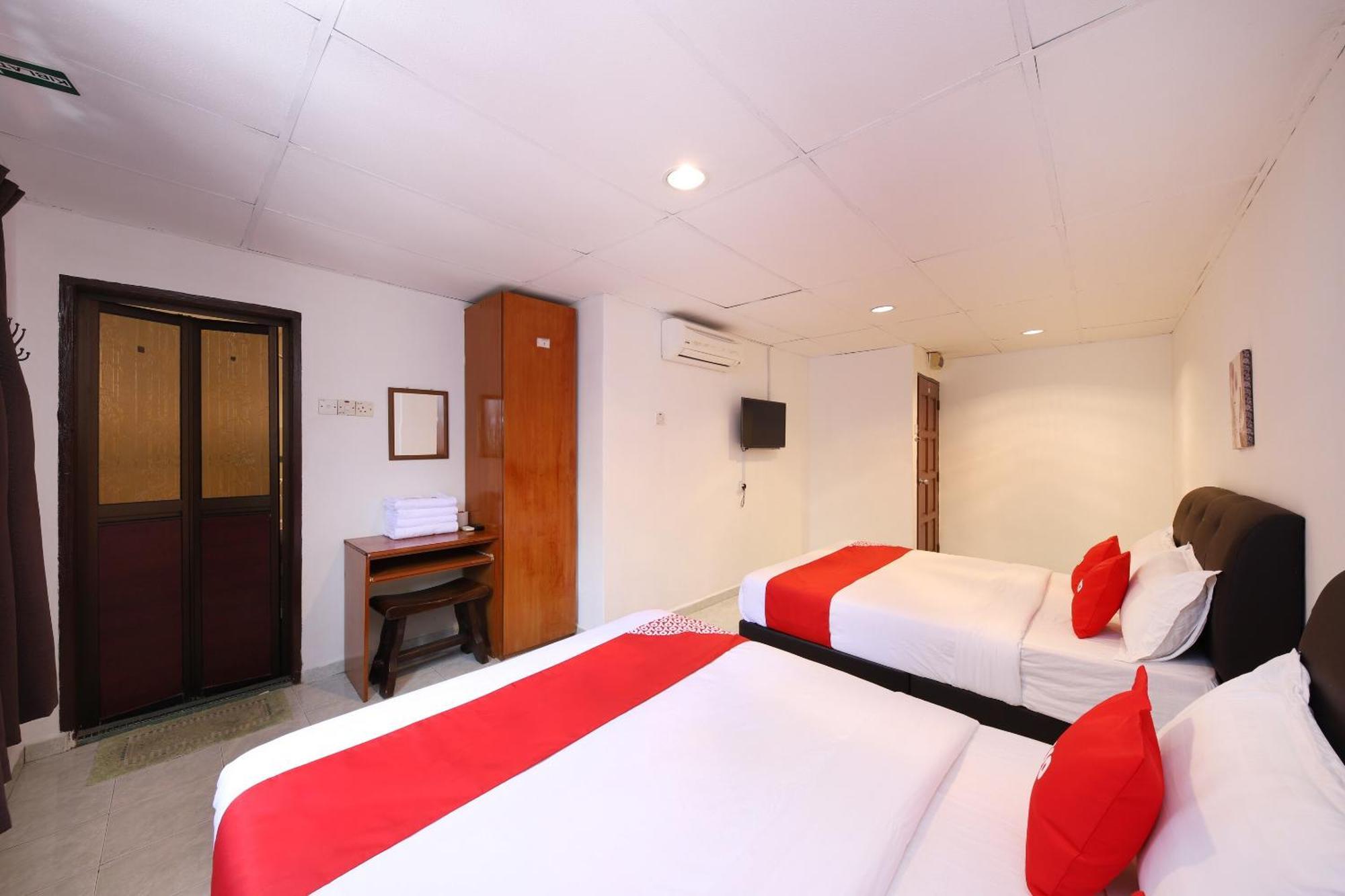 Aira Malacca
